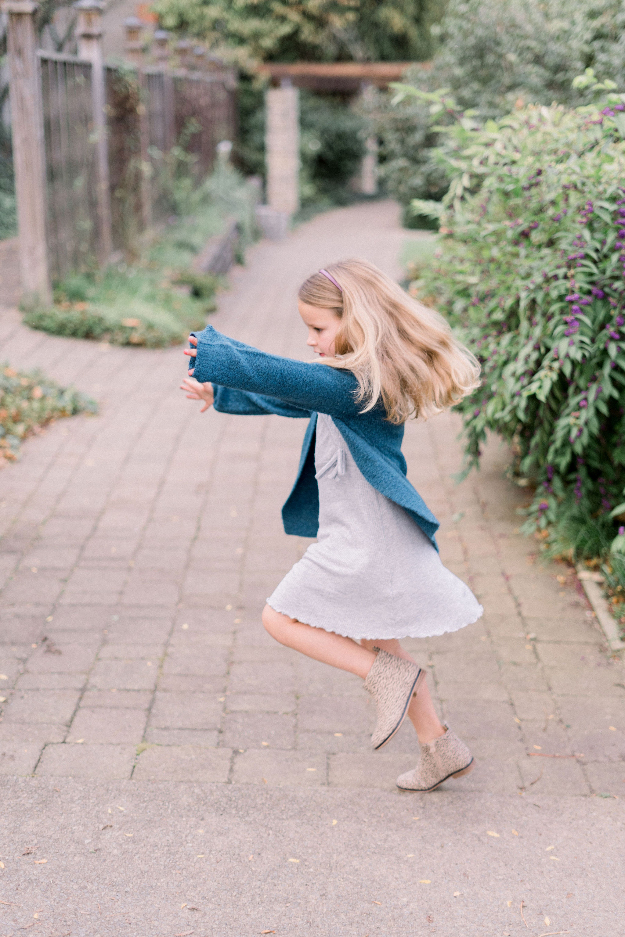 Family Photographer Guide For Happy Kids During Family Photos